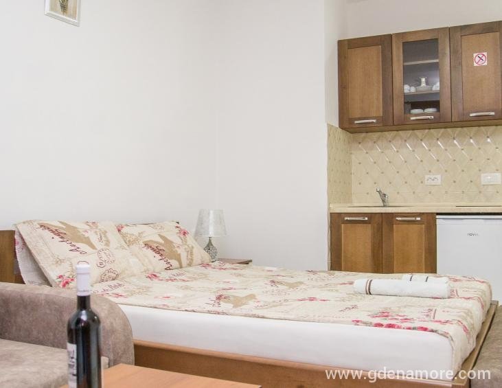 Apartmani Kod Kurta-101